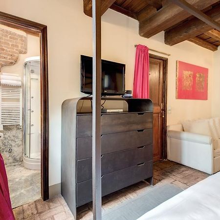 Residenza Torre Colonna Bed & Breakfast Rome Bagian luar foto